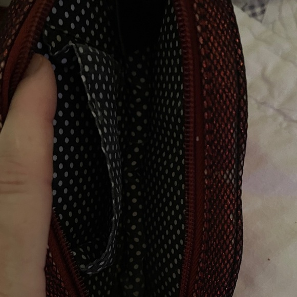 Glamorous Red Sequin Lip-Shaped Cosmetic Bag - Picture 2 of 3